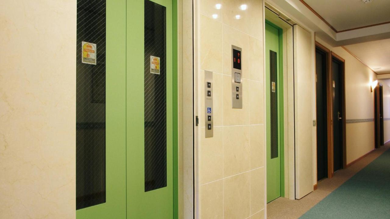 Toyoko Inn Kanda Akihabara Tokyo Exterior photo